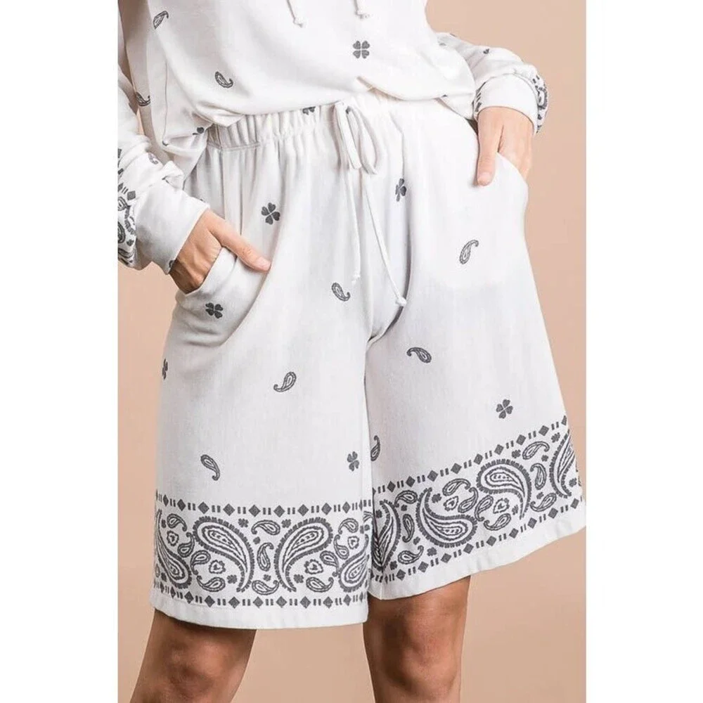 B5011 G BucketList Soft French Terry Border Print Shorts Ivory Various Sizes